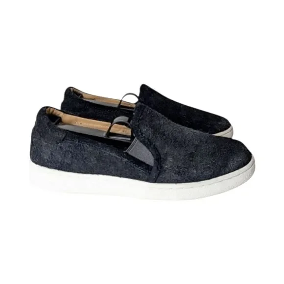 UGG Ricci Black Suede Slip-On Size 6 - Picture 3 of 7